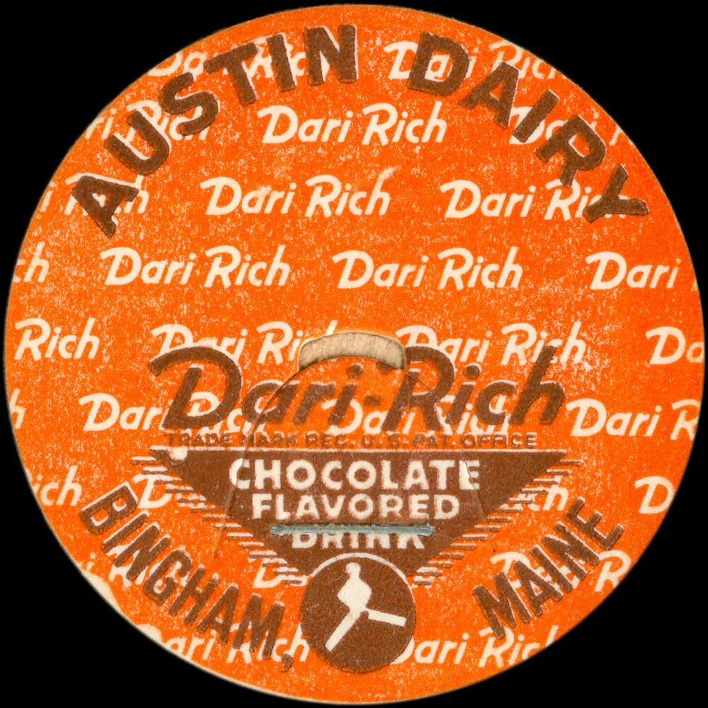 Dari Rich chocolate flavored milk cap.